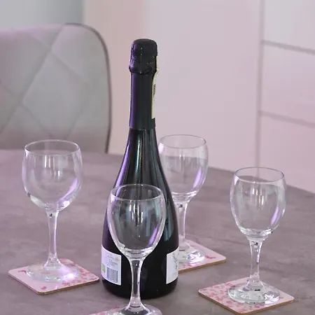 Relax Near Opatija, Sauna, Jacuzzi Apartment *
